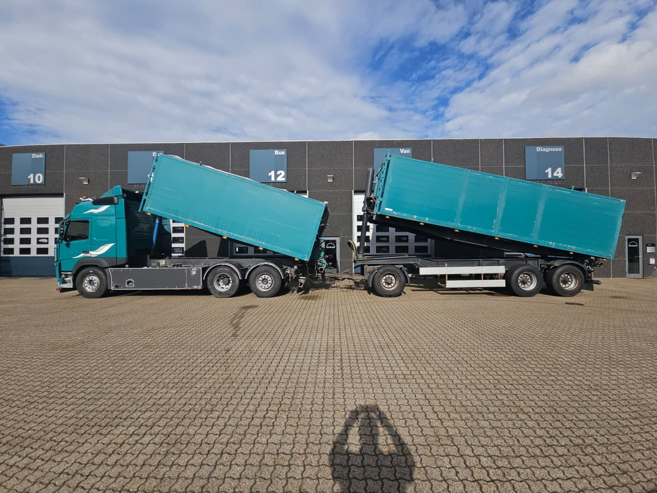 Volvo FM500 Suge-Blæse anlæg - Tovornjak prekucnik: slika 5 Volvo FM500 Suge-Blæse anlæg - Tovornjak prekucnik: slika 5