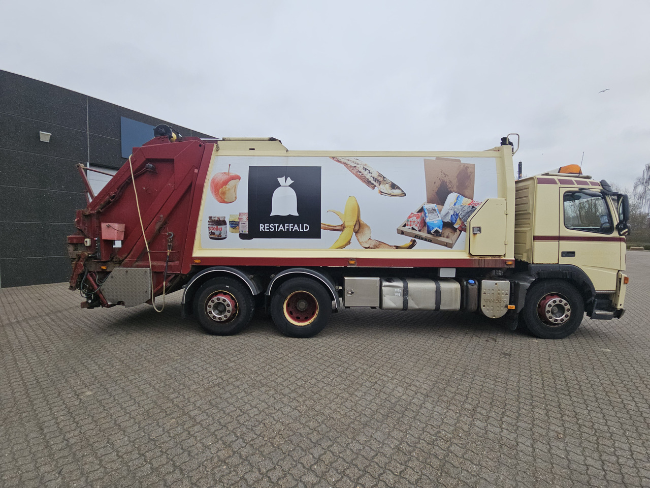 Smetarski tovornjak Volvo FM9 6x2: slika 8