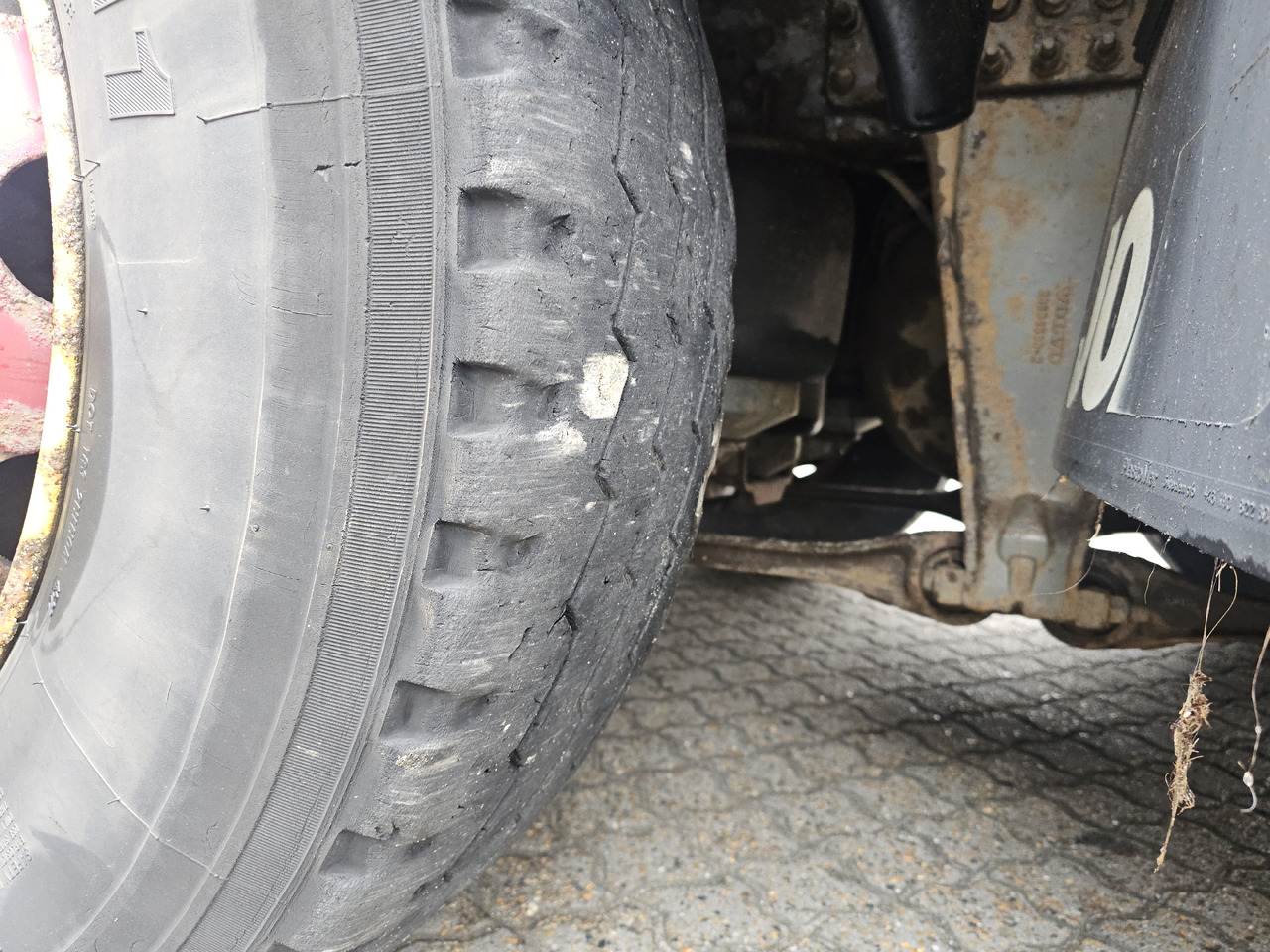Smetarski tovornjak Volvo FM9 6x2: slika 17
