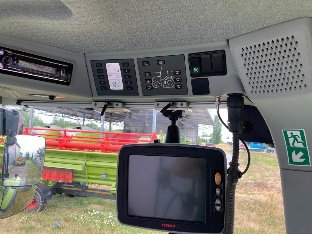 CLAAS Arion 630 CMATIC - Traktor: slika 3 CLAAS Arion 630 CMATIC - Traktor: slika 3