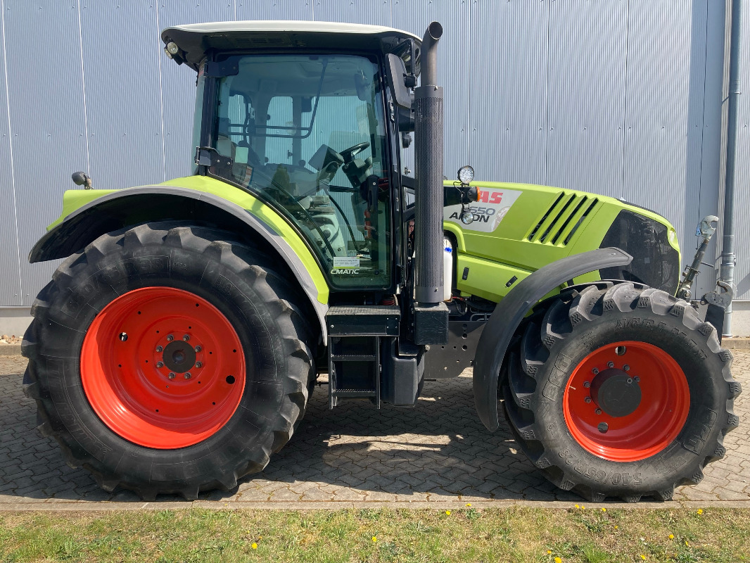 CLAAS Arion 650 CMATIC - Traktor: slika 1 CLAAS Arion 650 CMATIC - Traktor: slika 1