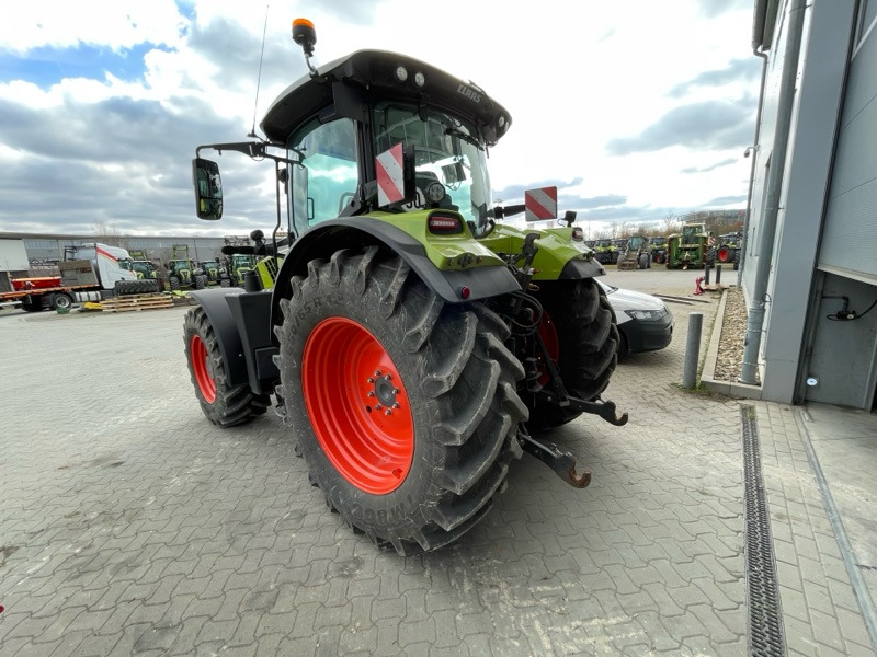 CLAAS Arion 660 CMATIC - Traktor: slika 5 CLAAS Arion 660 CMATIC - Traktor: slika 5