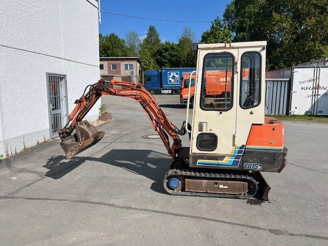 Takeuchi T B 15 A - Mini bager: slika 1 Takeuchi T B 15 A - Mini bager: slika 1