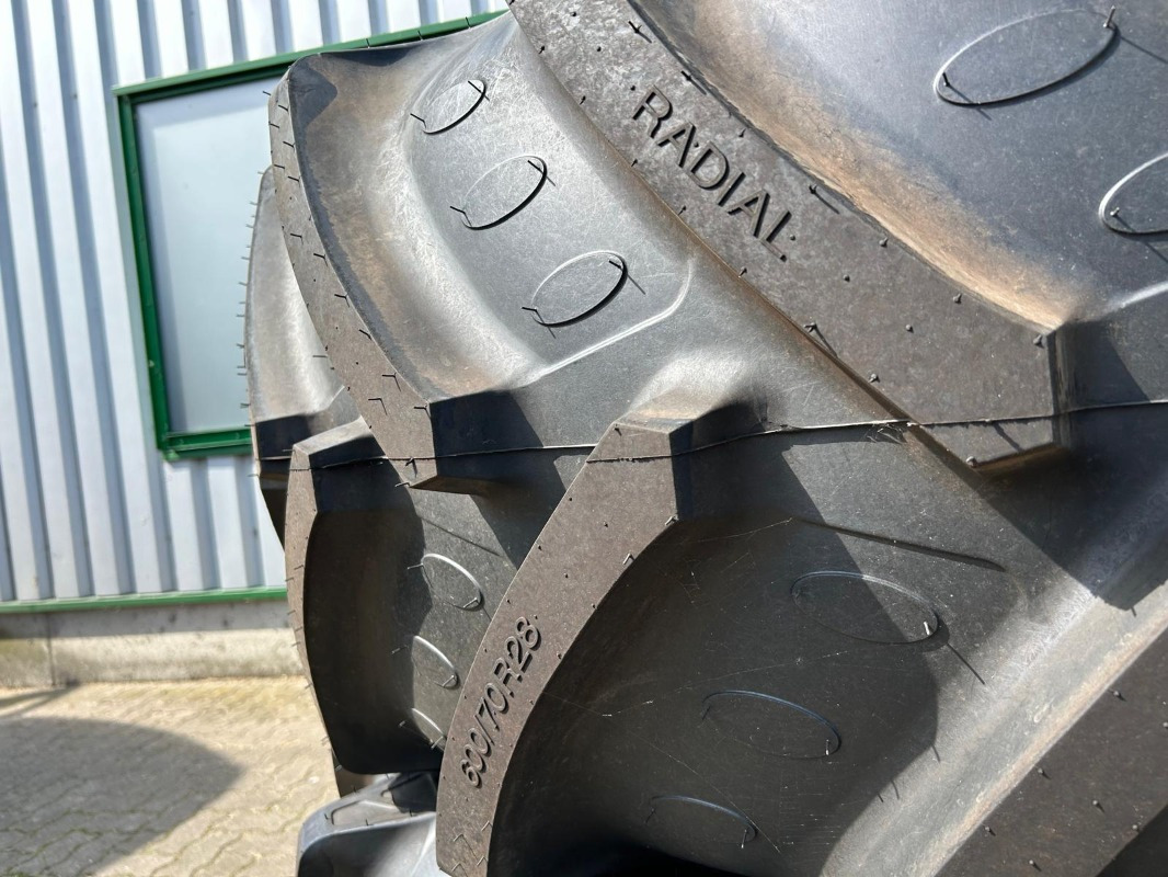 BKT 600/70R28 - 2 Stück - Gume in platišča za Kmetijski stroj: slika 2 BKT 600/70R28 - 2 Stück - Gume in platišča za Kmetijski stroj: slika 2