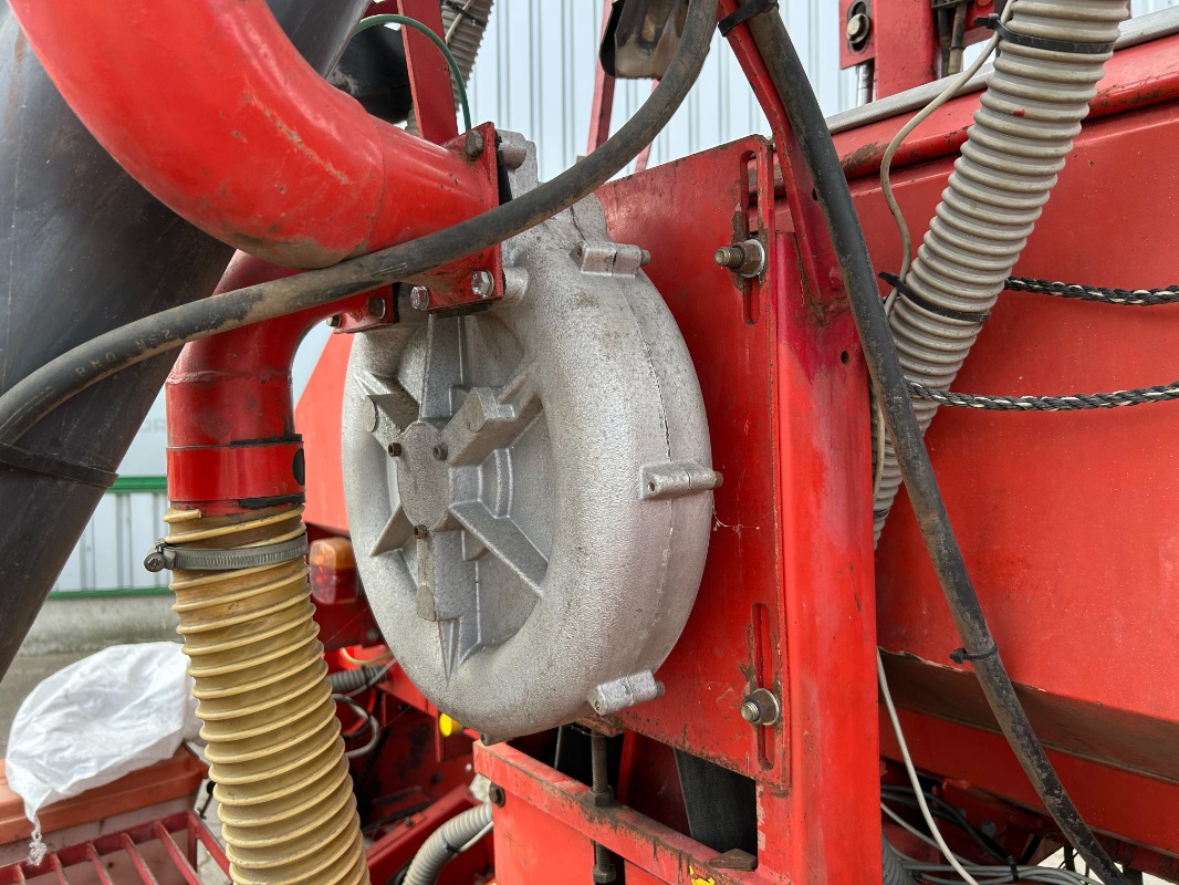 Becker Aeromat 6 - Sejalnica: slika 3 Becker Aeromat 6 - Sejalnica: slika 3