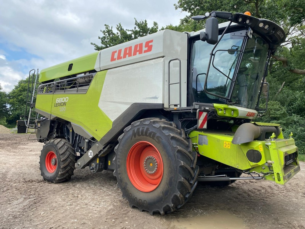 CLAAS Lexion 6800 mit Vario 930 Schneidwerk - Kombajn harvester: slika 1 CLAAS Lexion 6800 mit Vario 930 Schneidwerk - Kombajn harvester: slika 1