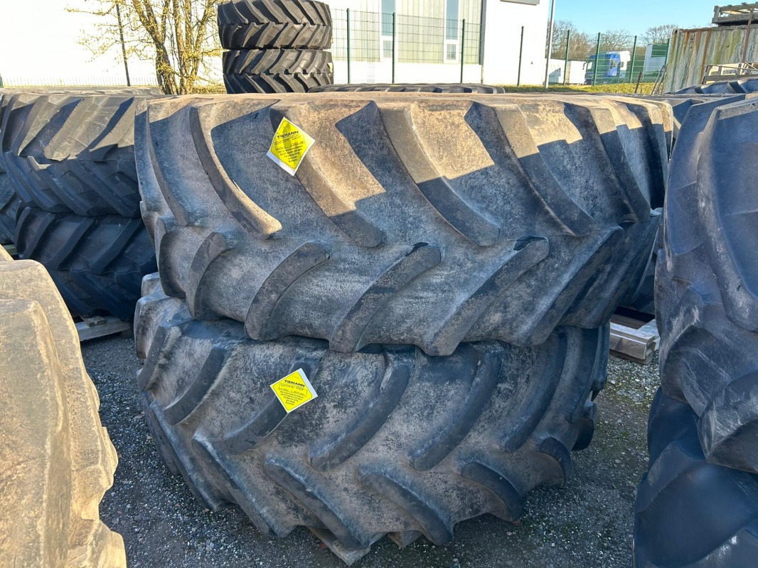 Firestone 710/70R42 - Gume in platišča za Kmetijski stroj: slika 1 Firestone 710/70R42 - Gume in platišča za Kmetijski stroj: slika 1