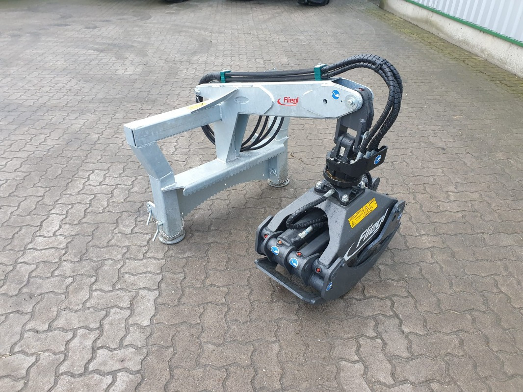 Fliegl RZ 185 COMBI PLUS - Gozdarska oprema: slika 3 Fliegl RZ 185 COMBI PLUS - Gozdarska oprema: slika 3