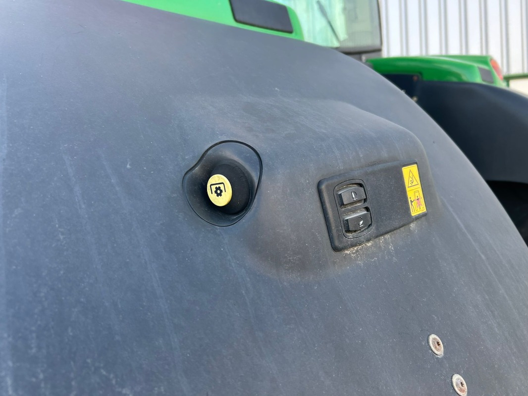 John Deere 6195R - Traktor: slika 3 John Deere 6195R - Traktor: slika 3
