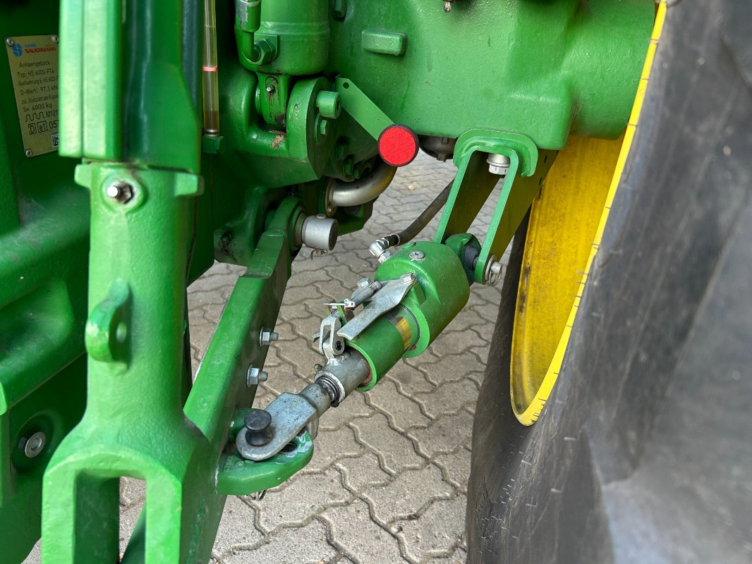 John Deere 6R 215 - Traktor: slika 4 John Deere 6R 215 - Traktor: slika 4