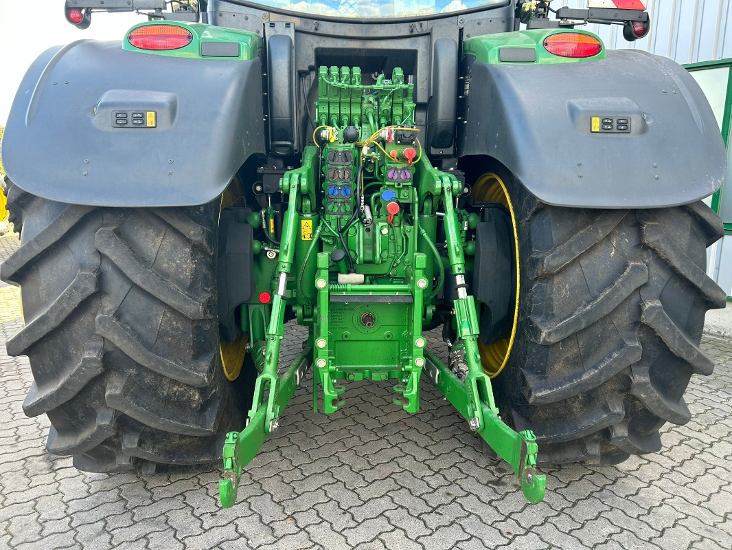 John Deere 6R 250 *MIETRÜCKLÄUFER* - Traktor: slika 3 John Deere 6R 250 *MIETRÜCKLÄUFER* - Traktor: slika 3