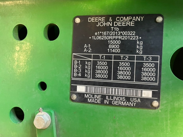 John Deere 6R 250 - Traktor: slika 4 John Deere 6R 250 - Traktor: slika 4
