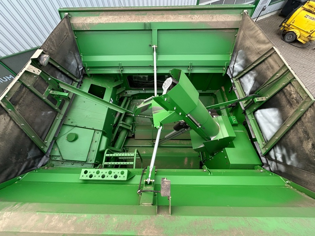 John Deere T560 - Kombajn harvester: slika 4 John Deere T560 - Kombajn harvester: slika 4