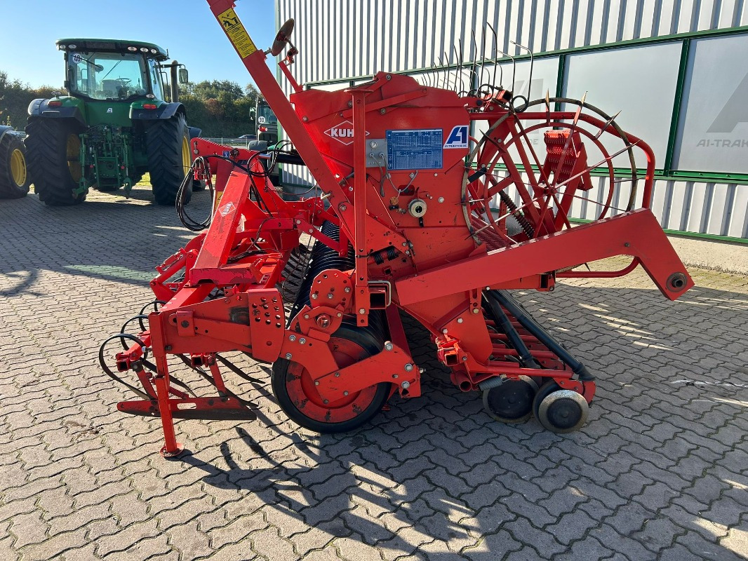 Kuhn Integra G II MIT 400 - Sejalni kombajn: slika 5 Kuhn Integra G II MIT 400 - Sejalni kombajn: slika 5