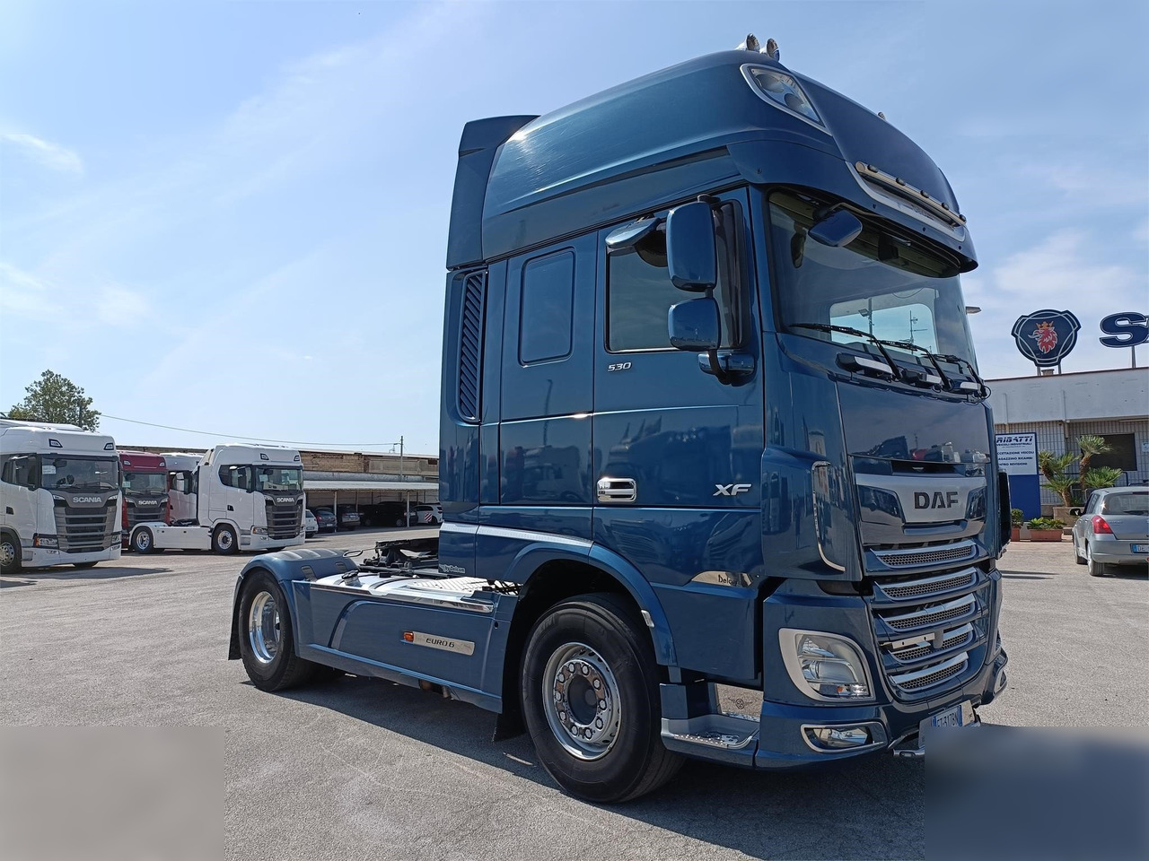 DAF XF530 - Vlačilec: slika 1 DAF XF530 - Vlačilec: slika 1