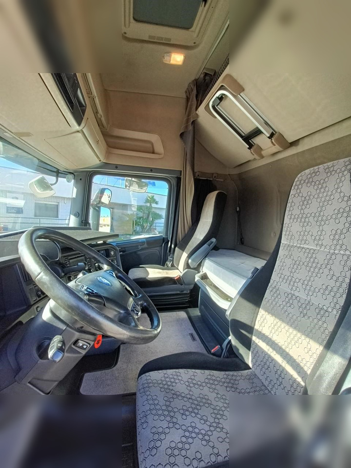 SCANIA R580 - Vlačilec: slika 5 SCANIA R580 - Vlačilec: slika 5