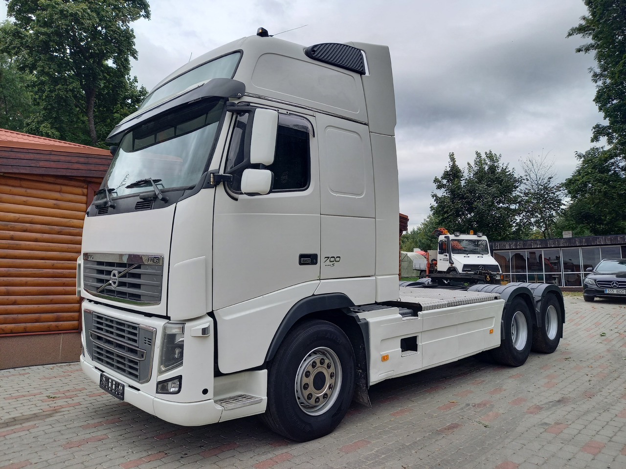 VOLVO FH 16, 6x4, 700, HÜDRAULIKA - Vlačilec: slika 2 VOLVO FH 16, 6x4, 700, HÜDRAULIKA - Vlačilec: slika 2