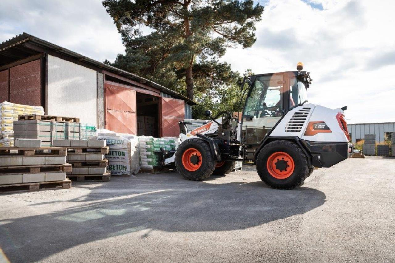 Bobcat L85 4 Jahre 0% - Kolesni nakladalec: slika 1 Bobcat L85 4 Jahre 0% - Kolesni nakladalec: slika 1