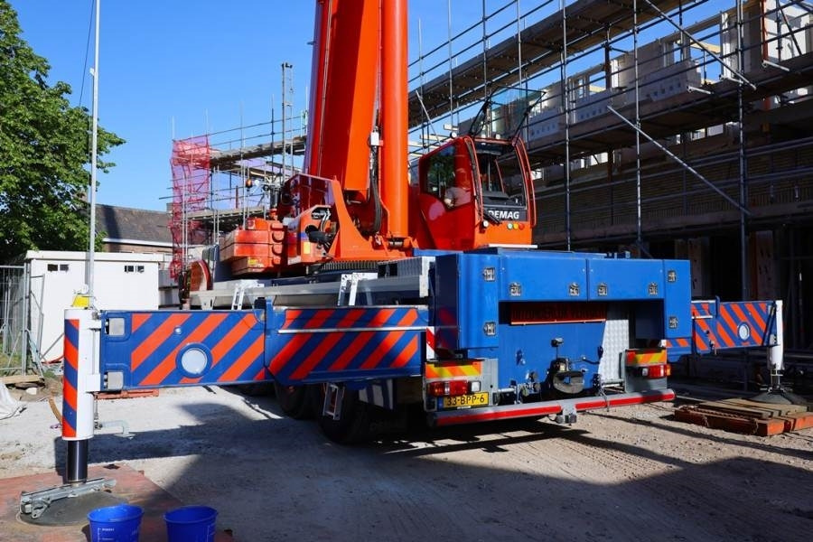 Demag AC220-5 Dutch Registration, 10x6x10, 220t Capacity - Avtodvigalo za vse namene: slika 2 Demag AC220-5 Dutch Registration, 10x6x10, 220t Capacity - Avtodvigalo za vse namene: slika 2