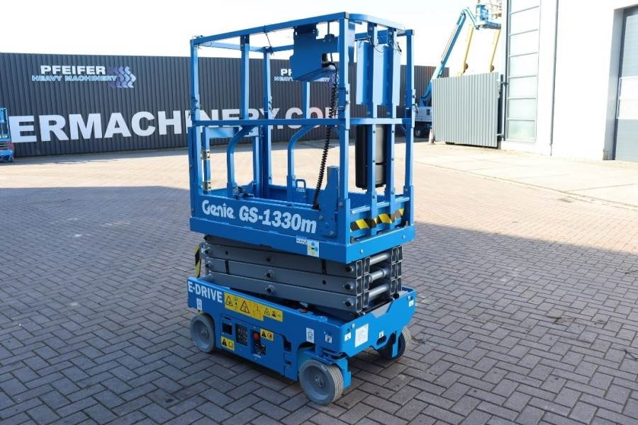 Genie GS1330M Valid inspection, *Guarantee! All-Electric - Škarjasta dvižna ploščad: slika 2 Genie GS1330M Valid inspection, *Guarantee! All-Electric - Škarjasta dvižna ploščad: slika 2