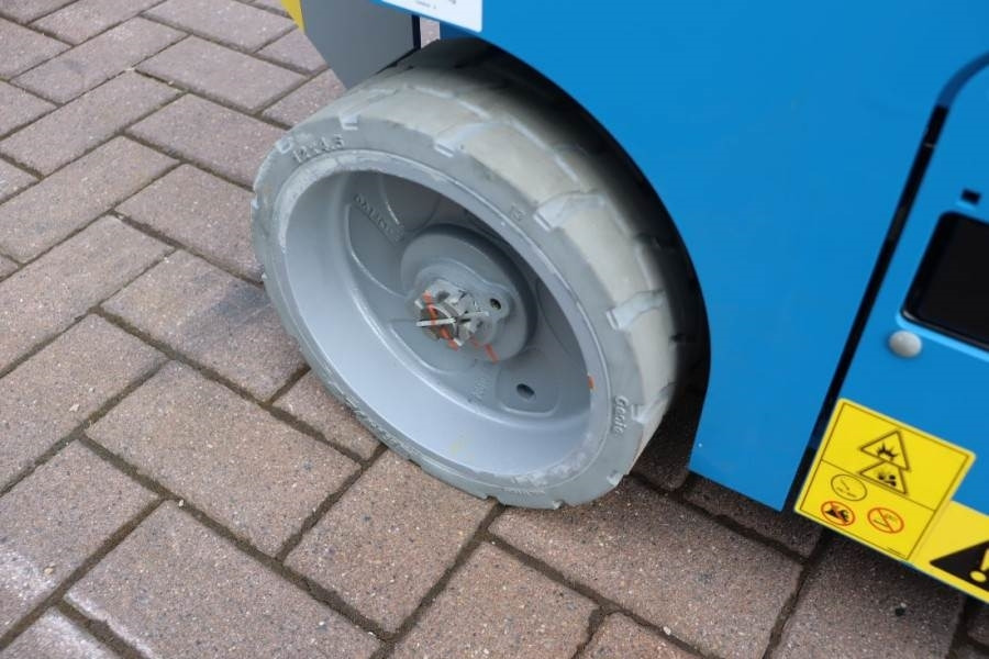 Škarjasta dvižna ploščad Genie GS1932 E-Drive New And Available Directly From Sto: slika 9 Škarjasta dvižna ploščad Genie GS1932 E-Drive New And Available Directly From Sto: slika 9