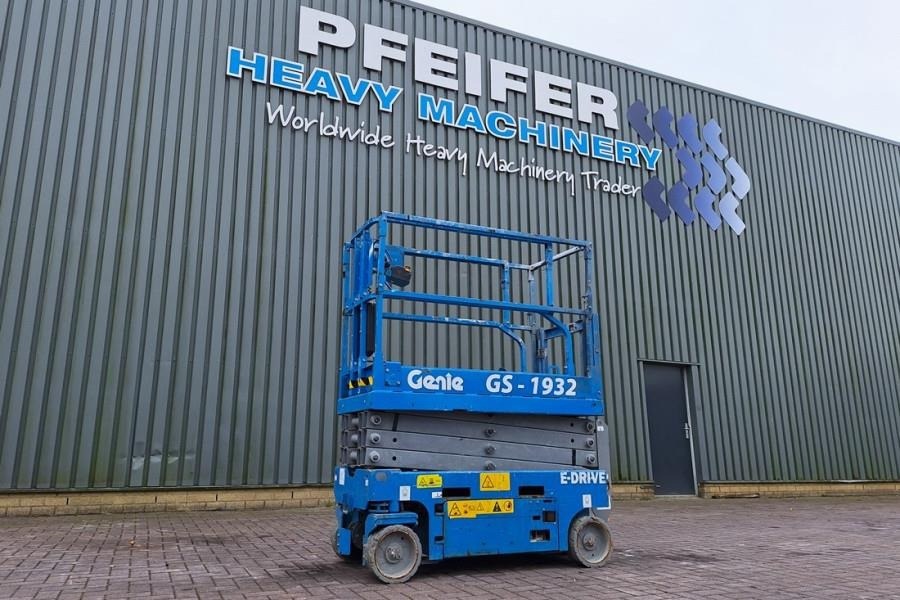 Genie GS1932 E-Drive Several In Stock, 8m Working Height - Škarjasta dvižna ploščad: slika 1 Genie GS1932 E-Drive Several In Stock, 8m Working Height - Škarjasta dvižna ploščad: slika 1
