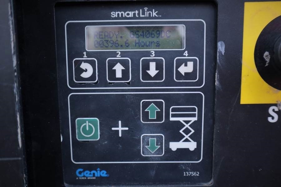 Genie GS4069 Electric, 14m Working Height, 363kg Capacit - Škarjasta dvižna ploščad: slika 5 Genie GS4069 Electric, 14m Working Height, 363kg Capacit - Škarjasta dvižna ploščad: slika 5