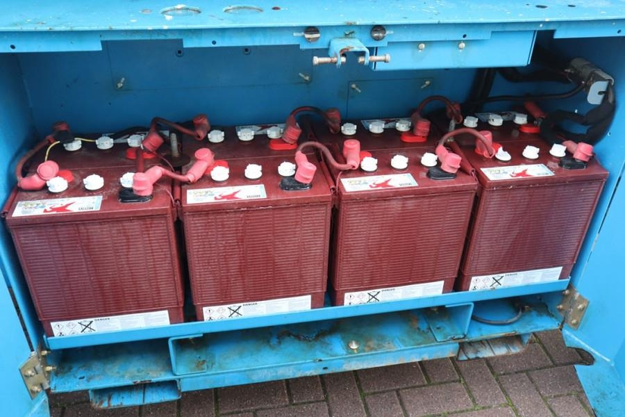 Genie GS4069DC Electric, 14m Working Height, 363kg Capac - Škarjasta dvižna ploščad: slika 3 Genie GS4069DC Electric, 14m Working Height, 363kg Capac - Škarjasta dvižna ploščad: slika 3