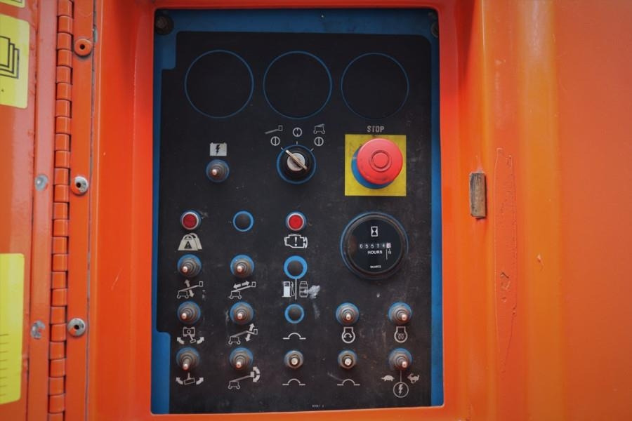 Genie S45 Valid inspection, Diesel, 4x4 Drive, 15.72 m W - Teleskopska dvižna ploščad: slika 4 Genie S45 Valid inspection, Diesel, 4x4 Drive, 15.72 m W - Teleskopska dvižna ploščad: slika 4