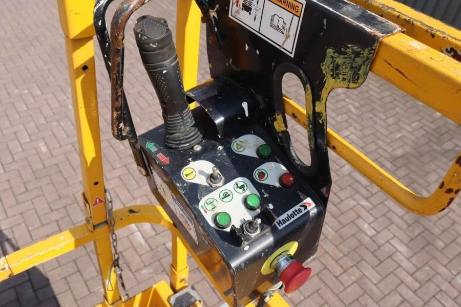 Haulotte Compact 14 Electric, 14m Working Height, 350kg Cap - Škarjasta dvižna ploščad: slika 4 Haulotte Compact 14 Electric, 14m Working Height, 350kg Cap - Škarjasta dvižna ploščad: slika 4