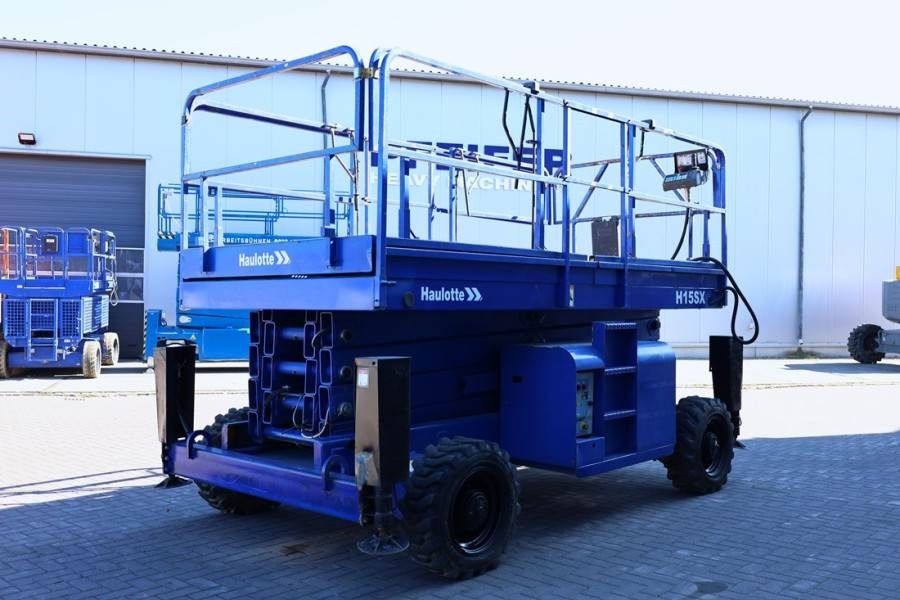 Haulotte H15SX Diesel, 4x4 Drive 15 Working Height, 500kg C - Škarjasta dvižna ploščad: slika 2 Haulotte H15SX Diesel, 4x4 Drive 15 Working Height, 500kg C - Škarjasta dvižna ploščad: slika 2