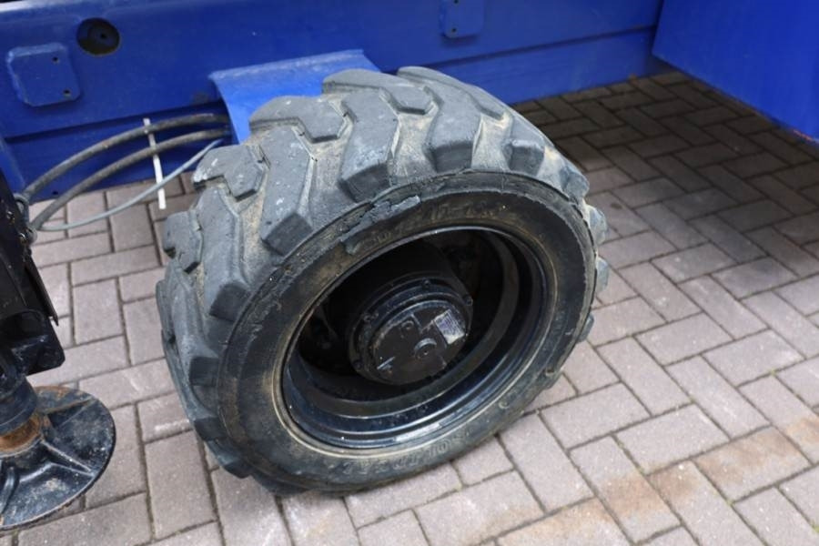 Škarjasta dvižna ploščad Haulotte H15SXL Diesel, 4x4 Drive, 15m Working Height, 500k: slika 13