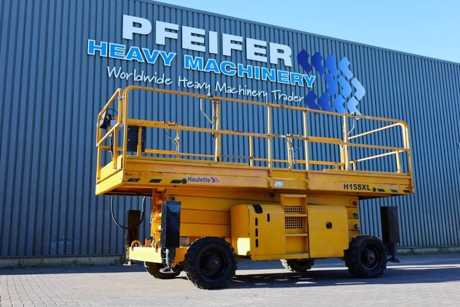 Haulotte H15SXL Diesel, 4x4 Drive, 15m Working Height, 500k - Škarjasta dvižna ploščad: slika 1 Haulotte H15SXL Diesel, 4x4 Drive, 15m Working Height, 500k - Škarjasta dvižna ploščad: slika 1