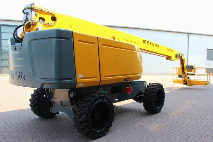 Haulotte HT28RTJ Pro Diesel, 4x4 Drive, 27.9 m Working Heig - Teleskopska dvižna ploščad: slika 2 Haulotte HT28RTJ Pro Diesel, 4x4 Drive, 27.9 m Working Heig - Teleskopska dvižna ploščad: slika 2