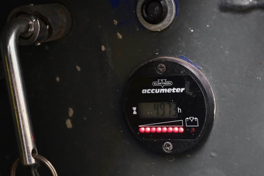 Holland Lift Ecostar HL-7814 Electric, 10m Working Height, 450k - Škarjasta dvižna ploščad: slika 5 Holland Lift Ecostar HL-7814 Electric, 10m Working Height, 450k - Škarjasta dvižna ploščad: slika 5