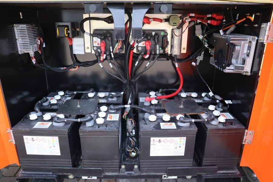 JLG ERT3369 Unused, Diesel, 12m Working Height, 454kg - Škarjasta dvižna ploščad: slika 5 JLG ERT3369 Unused, Diesel, 12m Working Height, 454kg - Škarjasta dvižna ploščad: slika 5