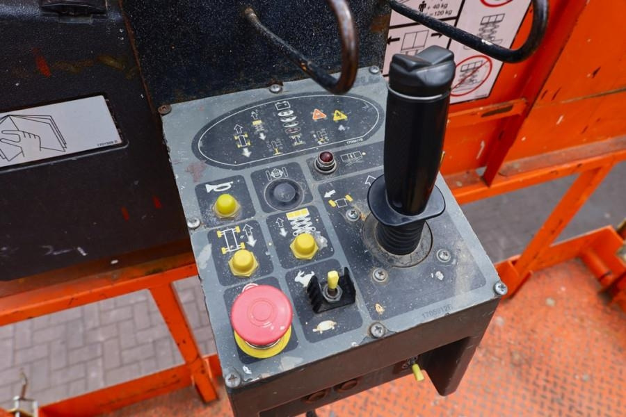 JLG M4069 Hybrid, 14.2m Working Height, 360kg Capacity - Škarjasta dvižna ploščad: slika 4 JLG M4069 Hybrid, 14.2m Working Height, 360kg Capacity - Škarjasta dvižna ploščad: slika 4