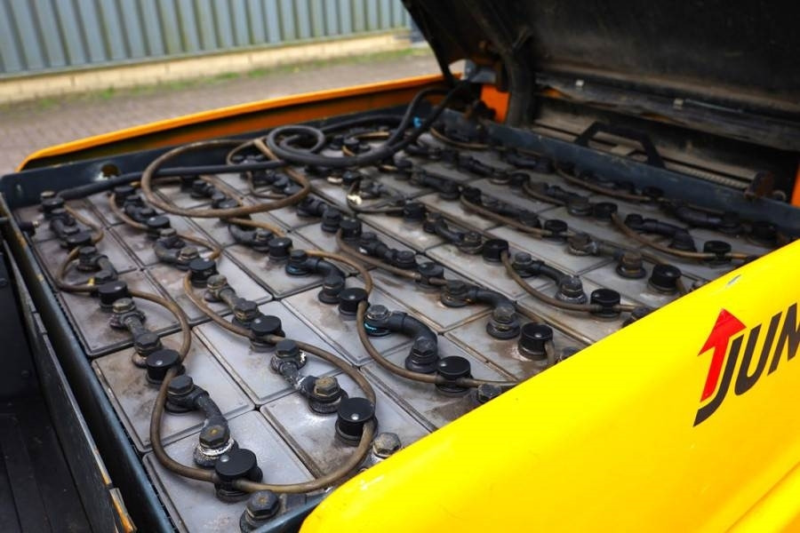 Diesel viličar Jungheinrich EFG550 Electric, 5000kg Capacity, Lifting Height 3: slika 5