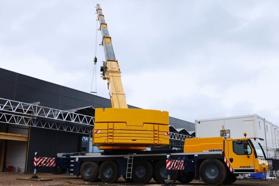Liebherr LTM1250-5.1 Dutch Registration, Paragraph 70, 10x6 - Avtodvigalo za vse namene: slika 1 Liebherr LTM1250-5.1 Dutch Registration, Paragraph 70, 10x6 - Avtodvigalo za vse namene: slika 1