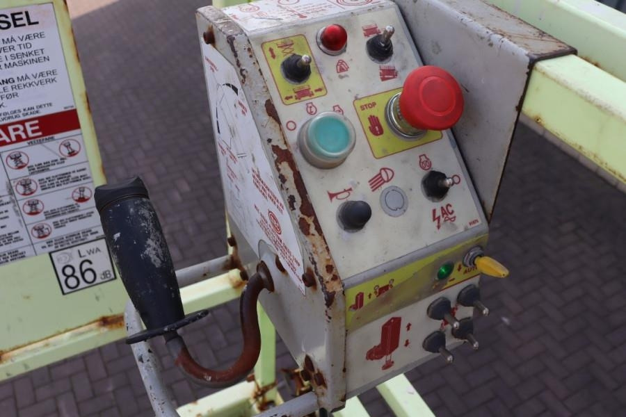 MEC 3392RT-T Diesel, 4x4 Drive, 12m Working Height, 12 - Škarjasta dvižna ploščad: slika 5 MEC 3392RT-T Diesel, 4x4 Drive, 12m Working Height, 12 - Škarjasta dvižna ploščad: slika 5