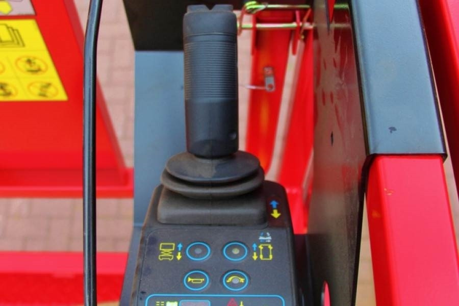 Magni ES1012E Electric, 10m Working Height, 450kg Capaci - Škarjasta dvižna ploščad: slika 5 Magni ES1012E Electric, 10m Working Height, 450kg Capaci - Škarjasta dvižna ploščad: slika 5