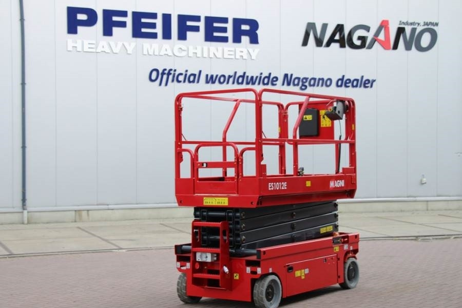Magni ES1012E Electric, 10m Working Height, 450kg Capaci - Škarjasta dvižna ploščad: slika 2 Magni ES1012E Electric, 10m Working Height, 450kg Capaci - Škarjasta dvižna ploščad: slika 2