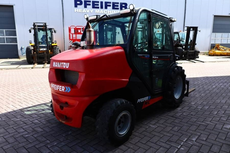 Manitou MC25-4 Valid Inspection, *Guarantee, Diesel, 4x4 D - Terenski viličar: slika 2 Manitou MC25-4 Valid Inspection, *Guarantee, Diesel, 4x4 D - Terenski viličar: slika 2