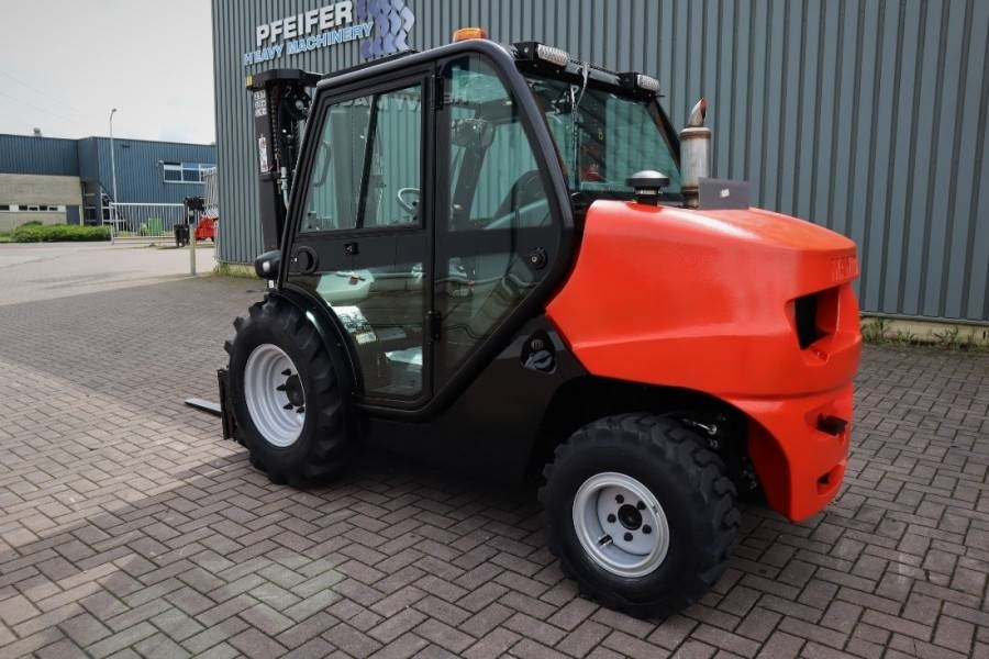 Manitou MC25-4 Valid Inspection, *Guarantee, Diesel, 4x4 D - Terenski viličar: slika 4 Manitou MC25-4 Valid Inspection, *Guarantee, Diesel, 4x4 D - Terenski viličar: slika 4