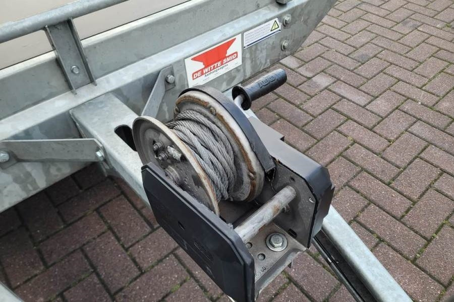 Saris C2700 2 Axel Trailer, Maximum payload: 2045 kg, In - Avtomobilska prikolica: slika 4 Saris C2700 2 Axel Trailer, Maximum payload: 2045 kg, In - Avtomobilska prikolica: slika 4