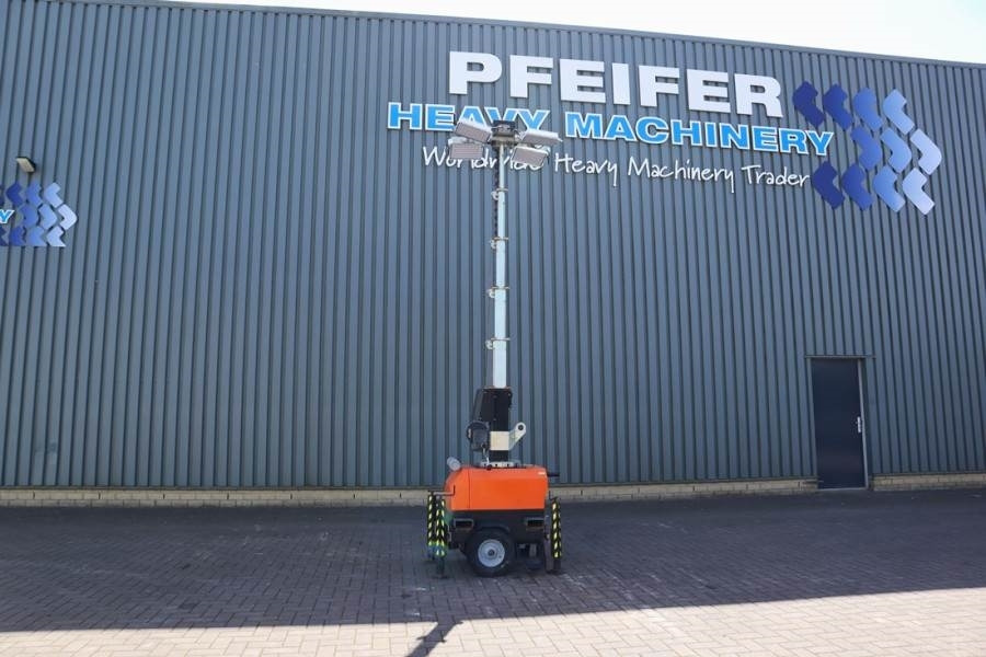 Trime X-chain LED: 4 x 150W, Vertical Tower 7m, 34 - Razsvetljevalni stolp: slika 4 Trime X-chain LED: 4 x 150W, Vertical Tower 7m, 34 - Razsvetljevalni stolp: slika 4