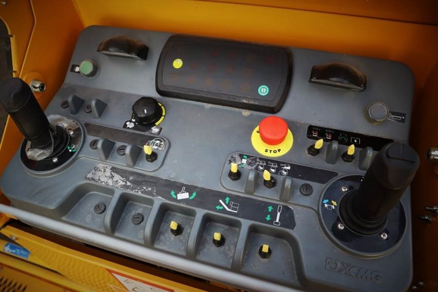 XCMG XGS28E Valid inspection, *Guarantee! Diesel, 4x4 D - Teleskopska dvižna ploščad: slika 3 XCMG XGS28E Valid inspection, *Guarantee! Diesel, 4x4 D - Teleskopska dvižna ploščad: slika 3