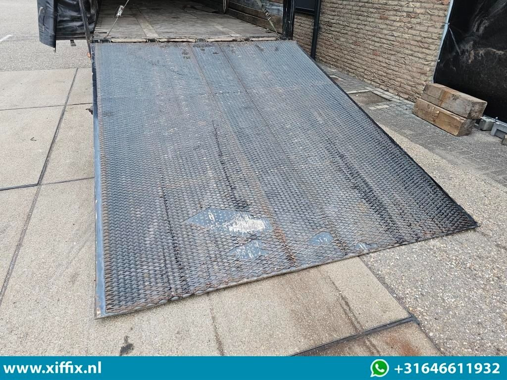 Wiese 3-ass. Semi dieplader met huifopbouw / Wiese 9 tons laadklep - Nizko noseča polprikolica: slika 5 Wiese 3-ass. Semi dieplader met huifopbouw / Wiese 9 tons laadklep - Nizko noseča polprikolica: slika 5