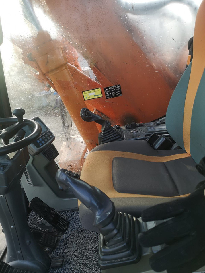 Doosan DX 140 - Bager na kolesih: slika 4 Doosan DX 140 - Bager na kolesih: slika 4