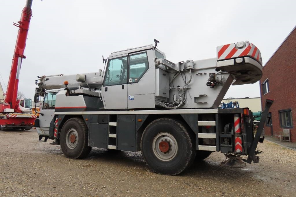 Liebherr LTM 1030/2 - Avtodvigalo za vse namene: slika 4 Liebherr LTM 1030/2 - Avtodvigalo za vse namene: slika 4